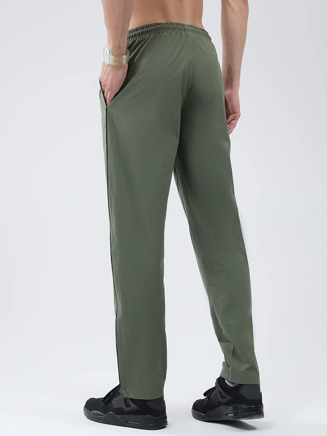 Men Olive Solid Regular Fit Winter Lower - Image 5
