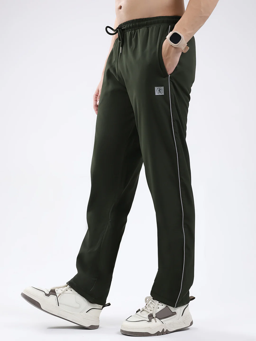 Men Olive Solid Regular Fit Winter Lower - Image 3