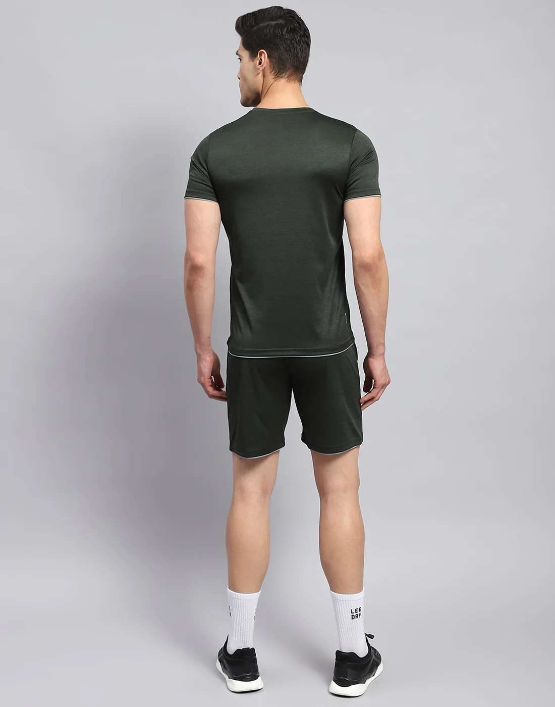 Rock.it Men Olive Solid Round Neck Half Sleeve Short - Image 5