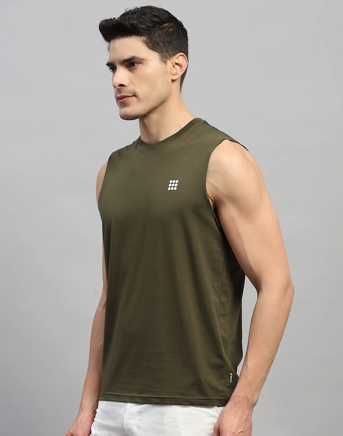 Rock.it Men Olive Solid Round Neck Sleeveless T-Shirt - Image 3