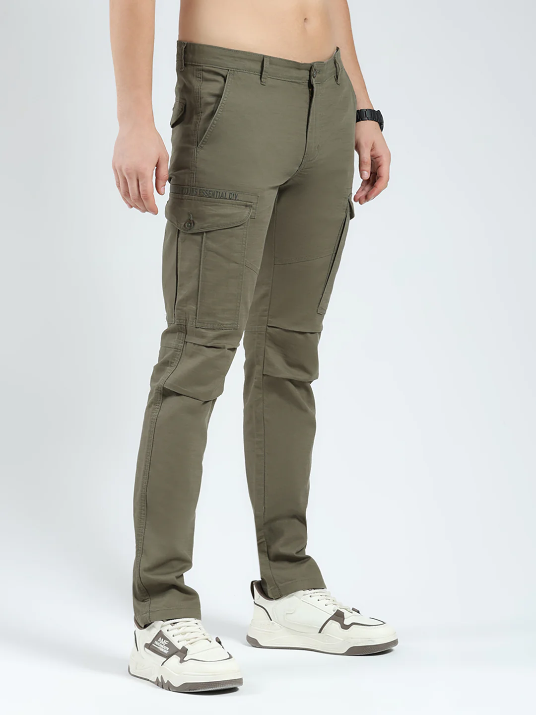 Men Olive Solid Slim Fit Cargo - Image 4