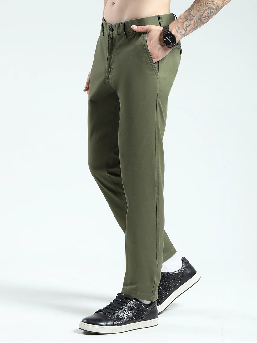 Men Olive Solid Slim Fit Trouser - Image 3