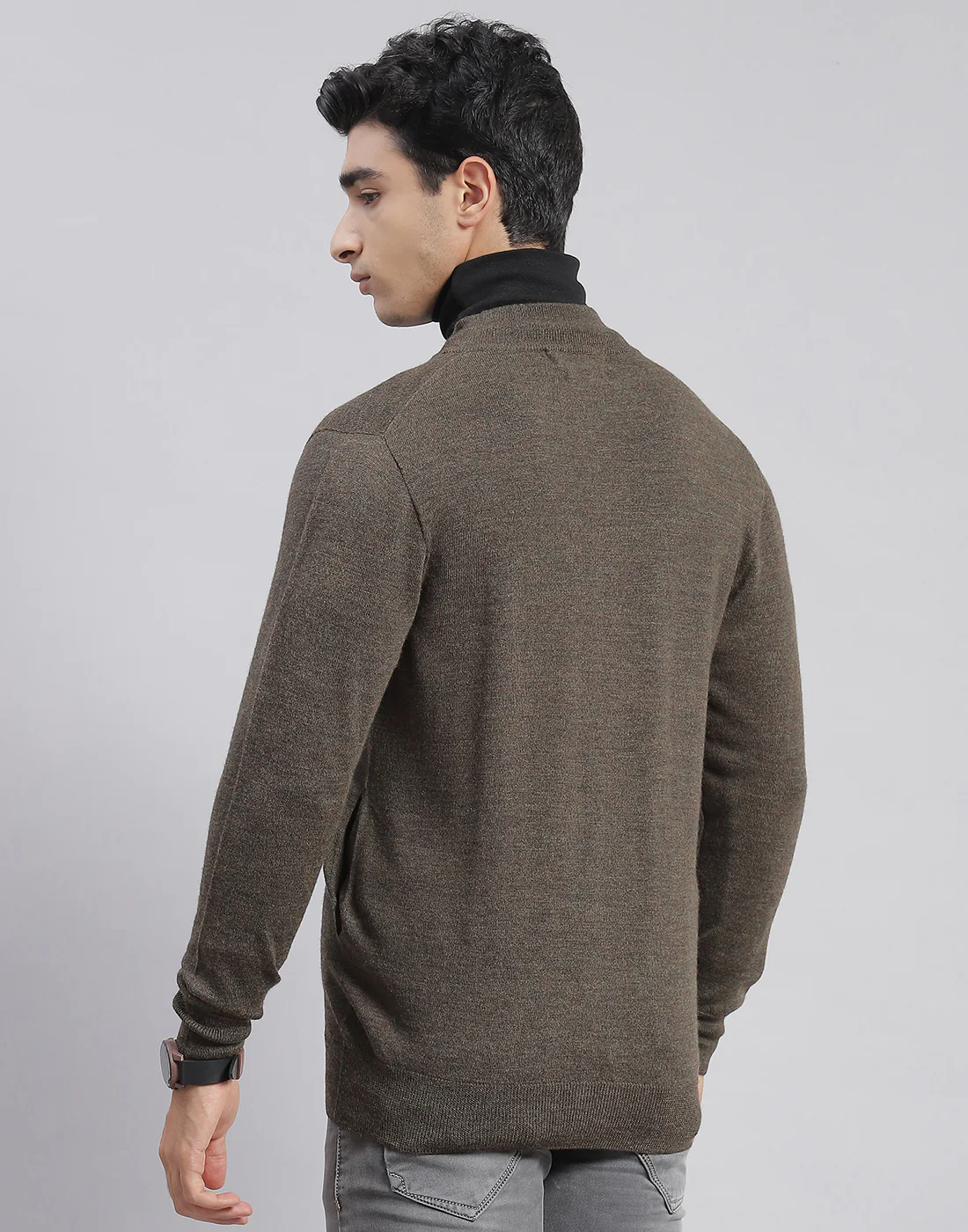 Men Olive Solid Stand Collar Full Sleeve Pullover - Image 5