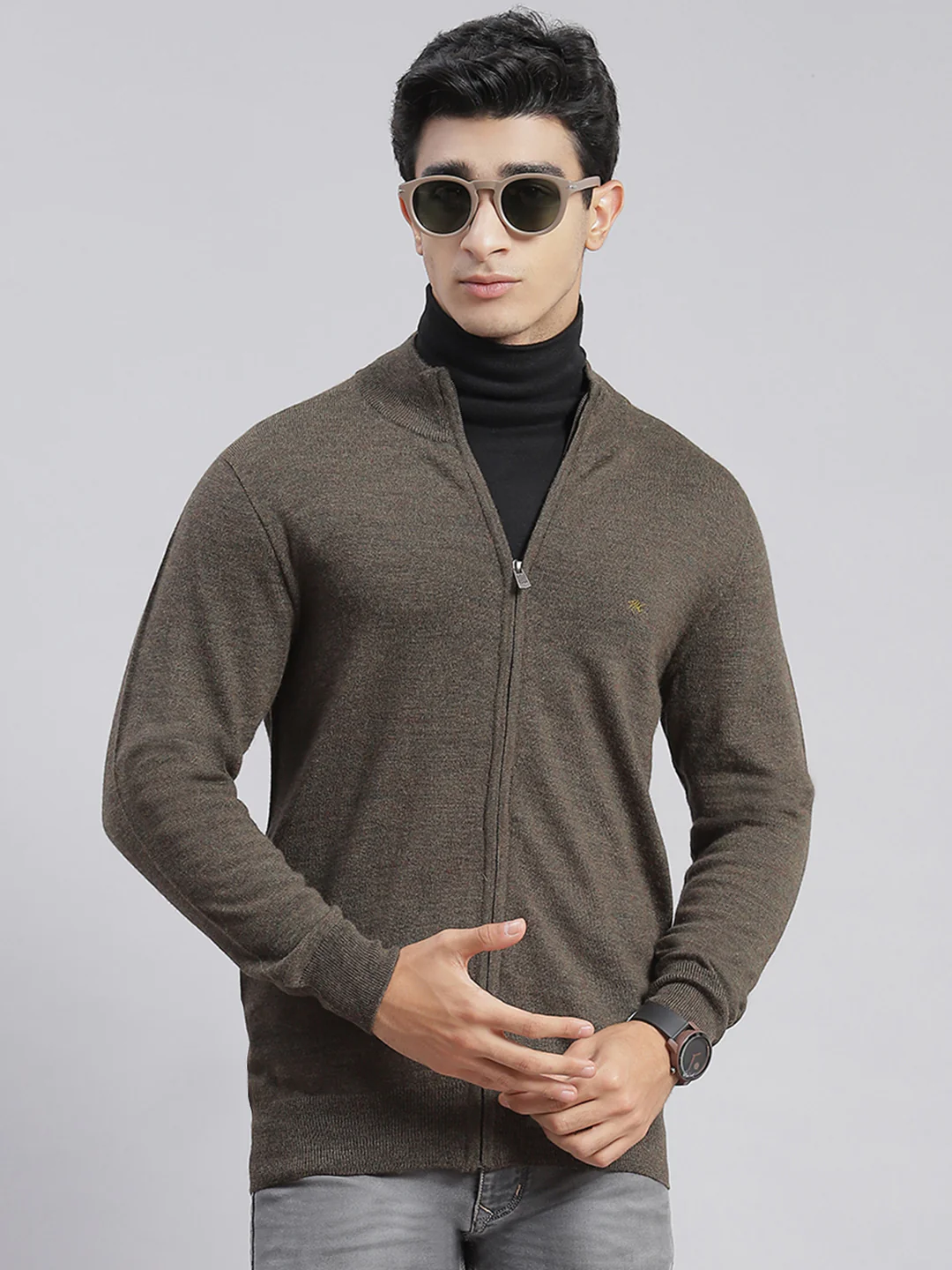 Men Olive Solid Stand Collar Full Sleeve Sweaters/Pullovers - Image 2