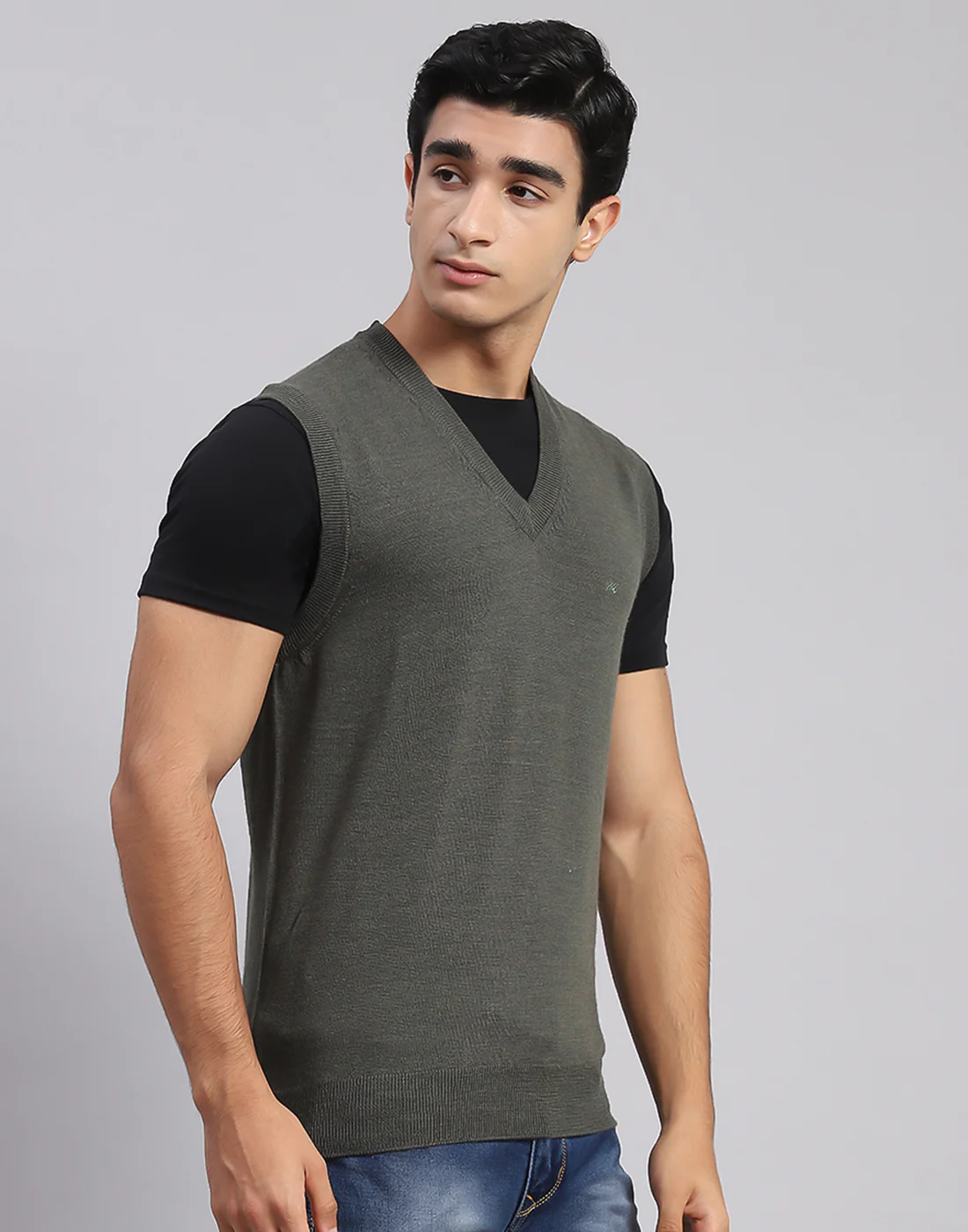 Men Olive Solid V Neck Sleeveless Sweaters/Pullovers - Image 4