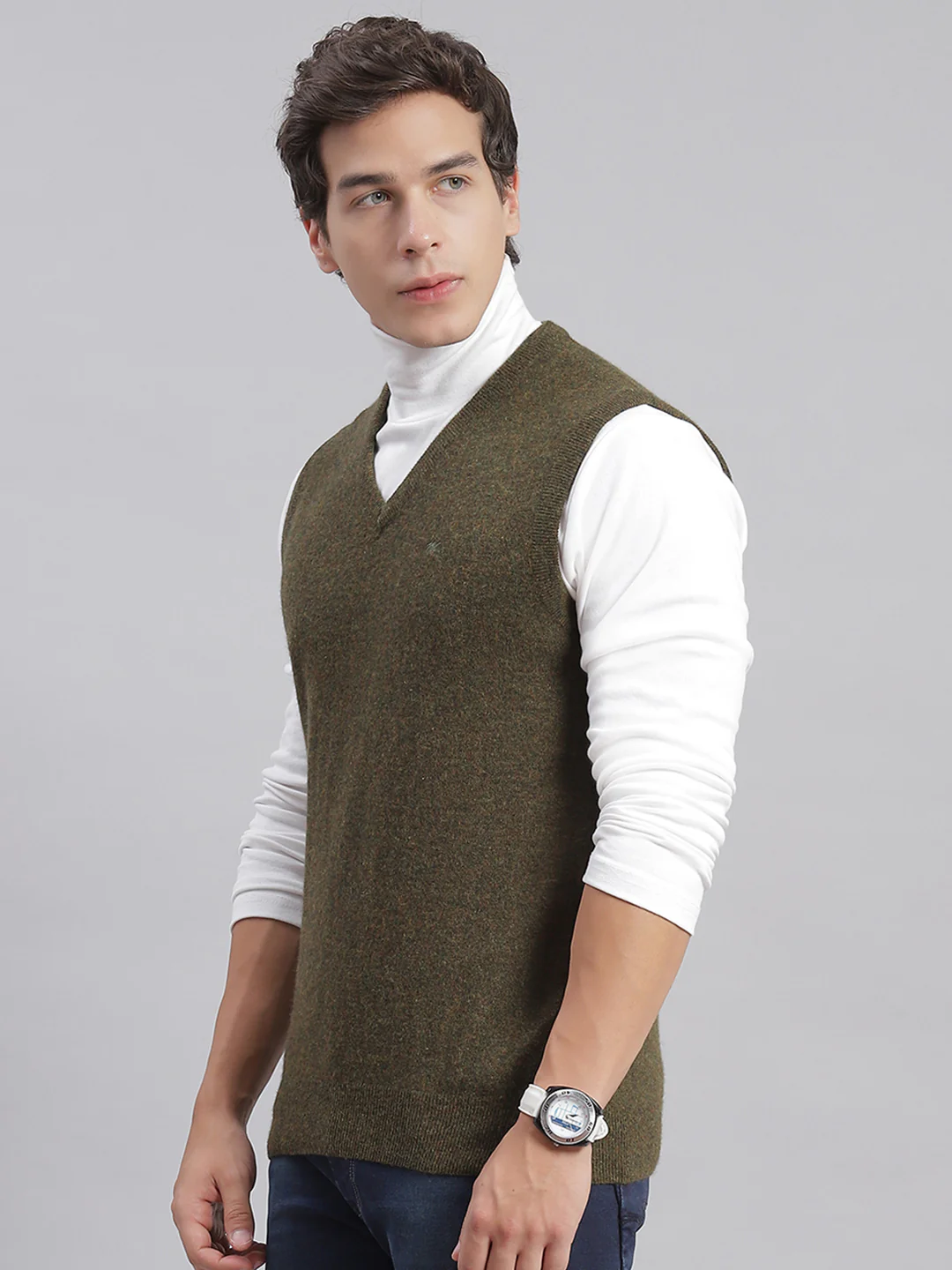 Men Olive Solid V Neck Sleeveless Sweaters/Pullovers - Image 3