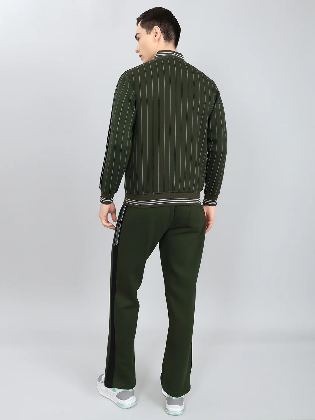 Men Olive Stripe Round Neck Full Sleeve Winter Tracksuit - Image 4