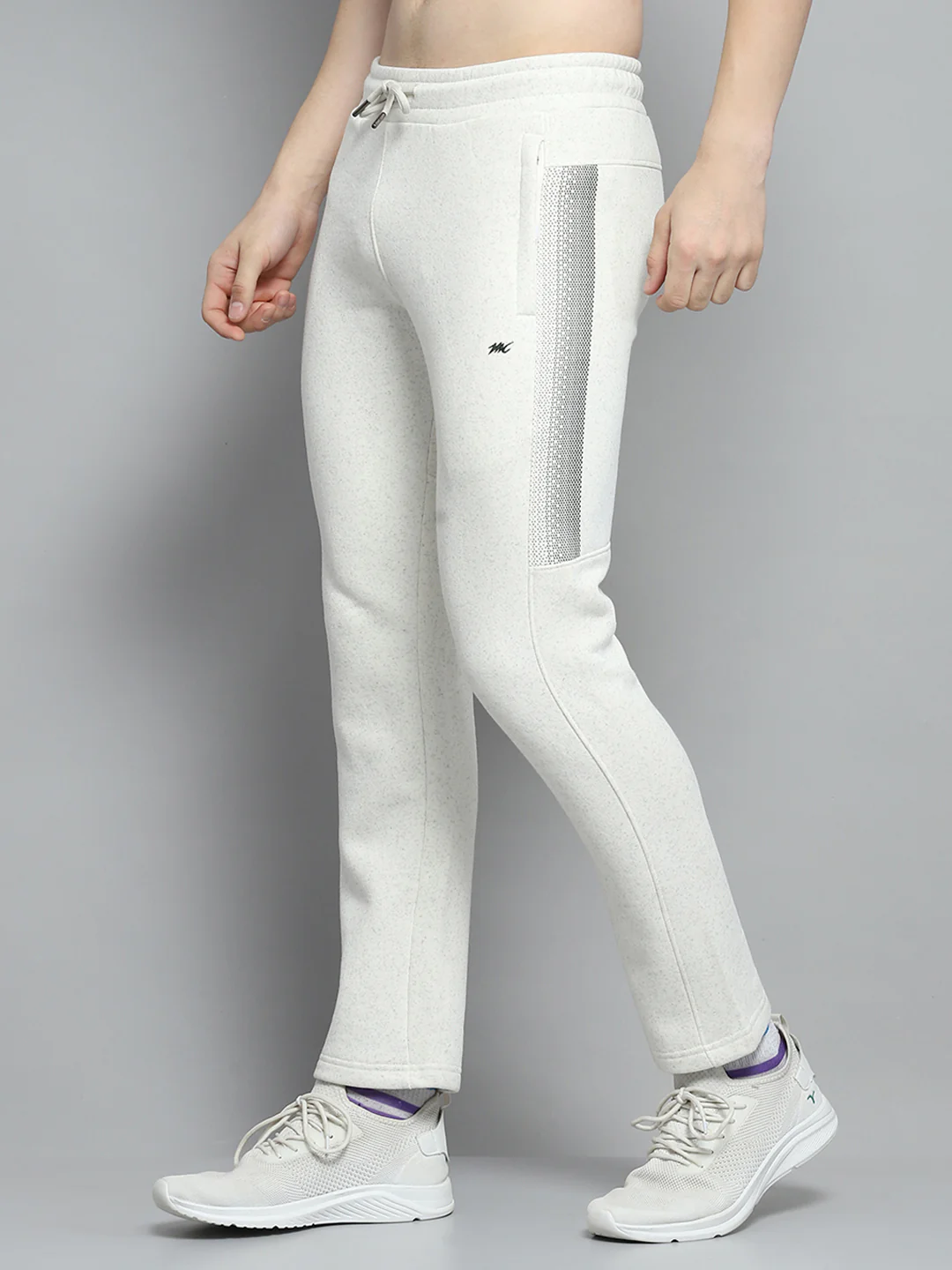 Men Olive & White Printed Mock Neck Full Sleeve Winter Tracksuit - Image 7