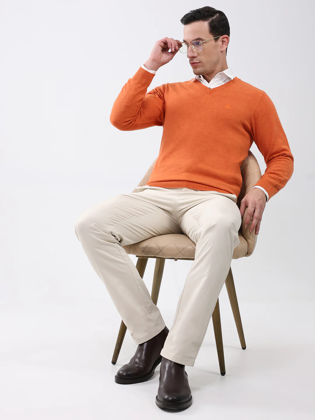 Men Orange Solid V Neck Full Sleeve Pullover - Image 2