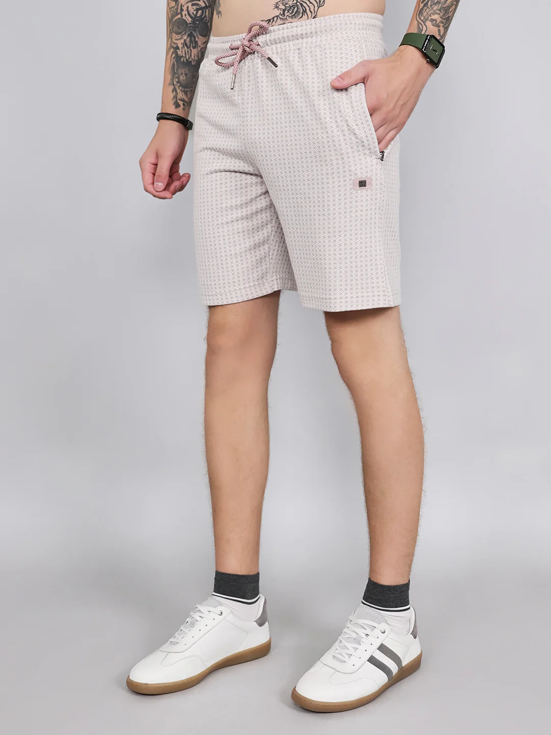 Men Pink Jacquard Regular Fit Bermuda - Image 2