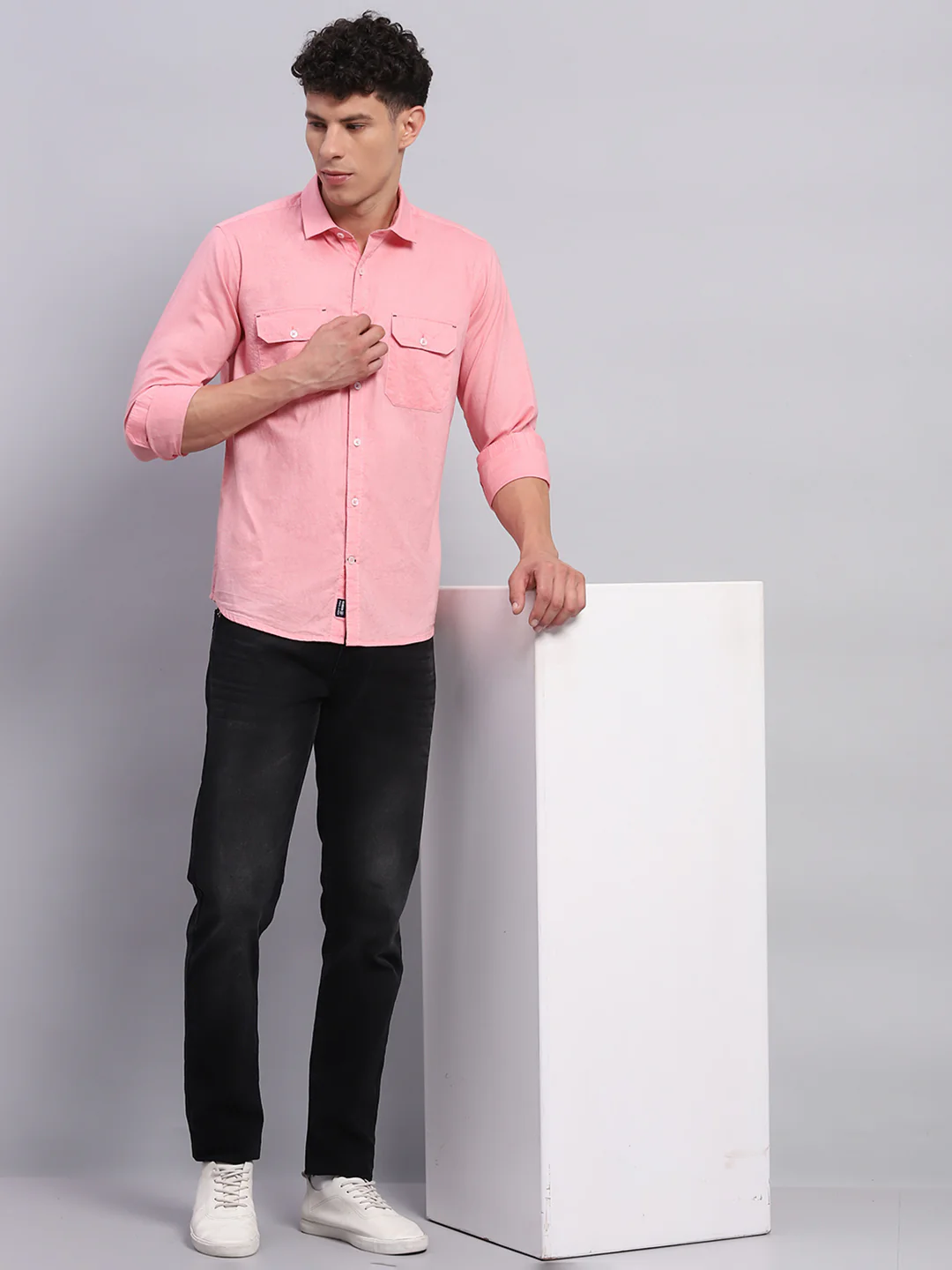 Men Pink Solid Collar Full Sleeve Shirt - Image 2