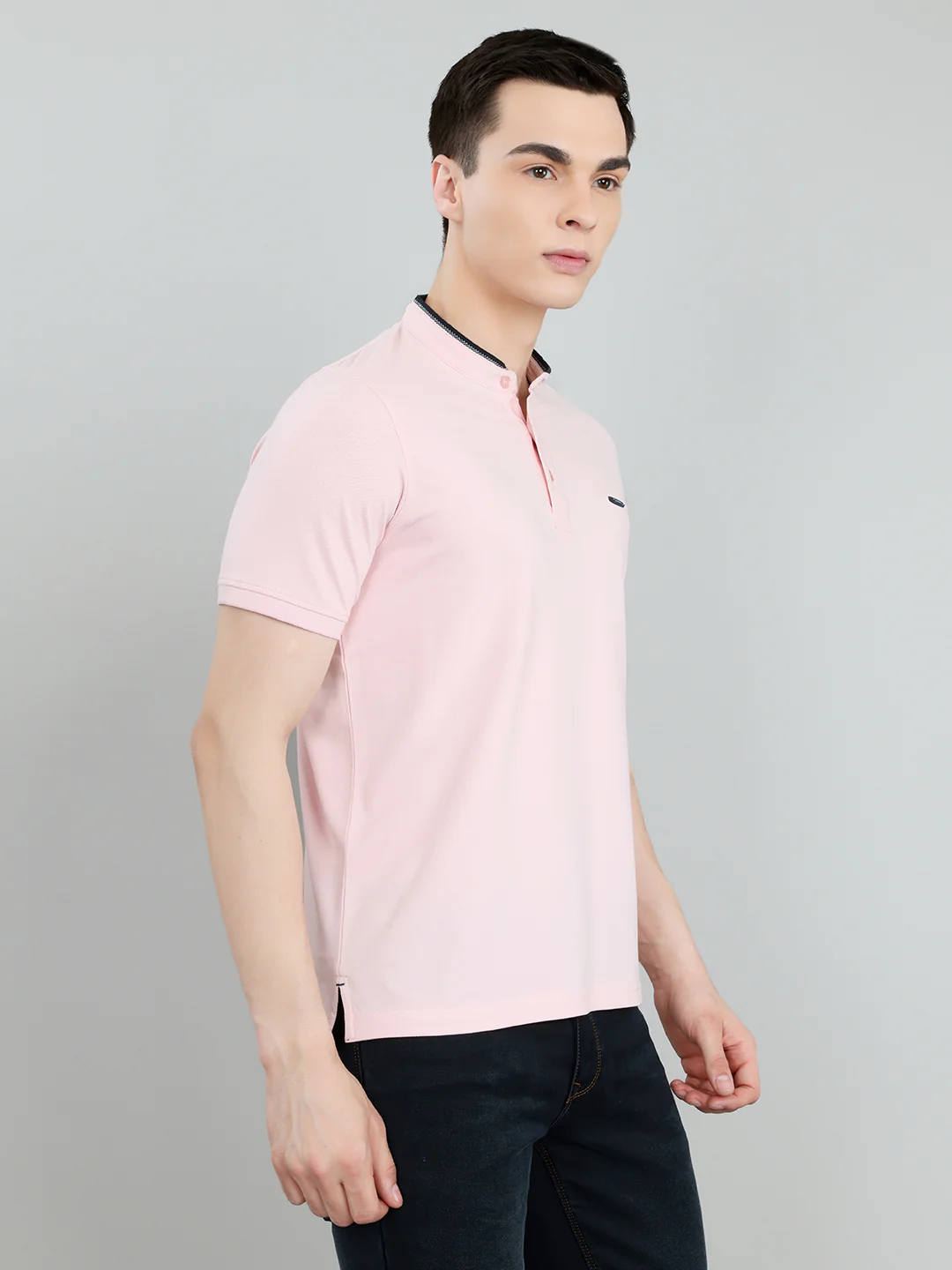 Men Pink Solid Henley Neck Half Sleeve T-Shirt - Image 3