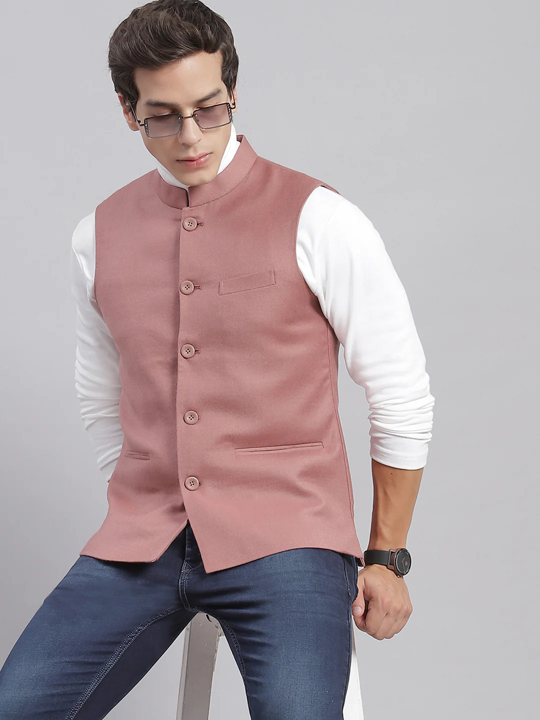 Men Pink Solid Mandarin Collar Sleeveless Nehru Jackets - Image 2