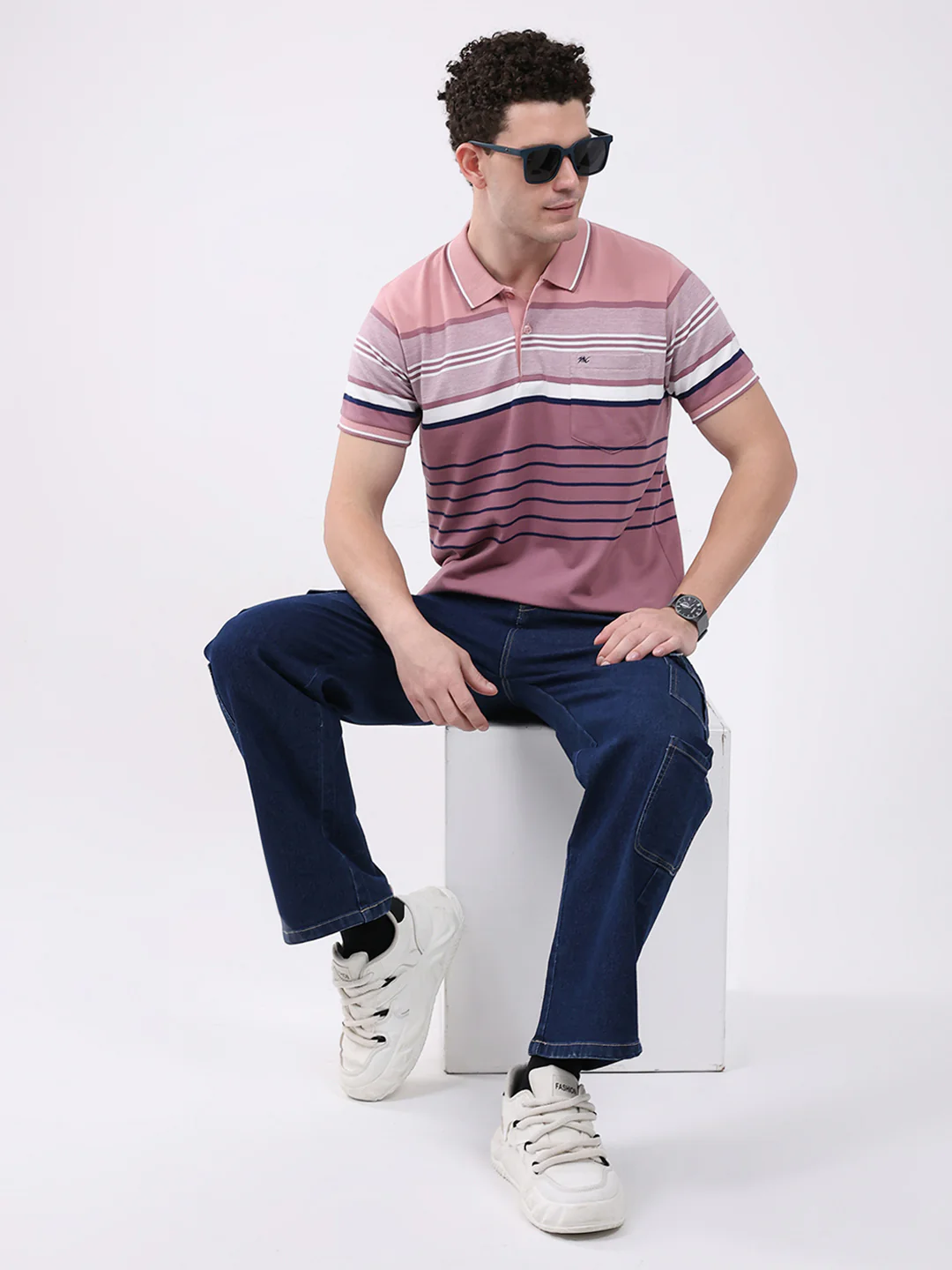 Men Pink Stripe Collar Half Sleeve T-Shirt - Image 2