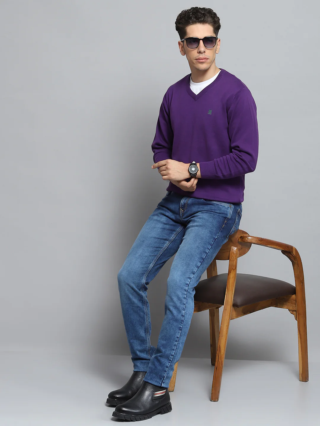 Men Purple Solid V Neck Full Sleeve Pullover - Image 2