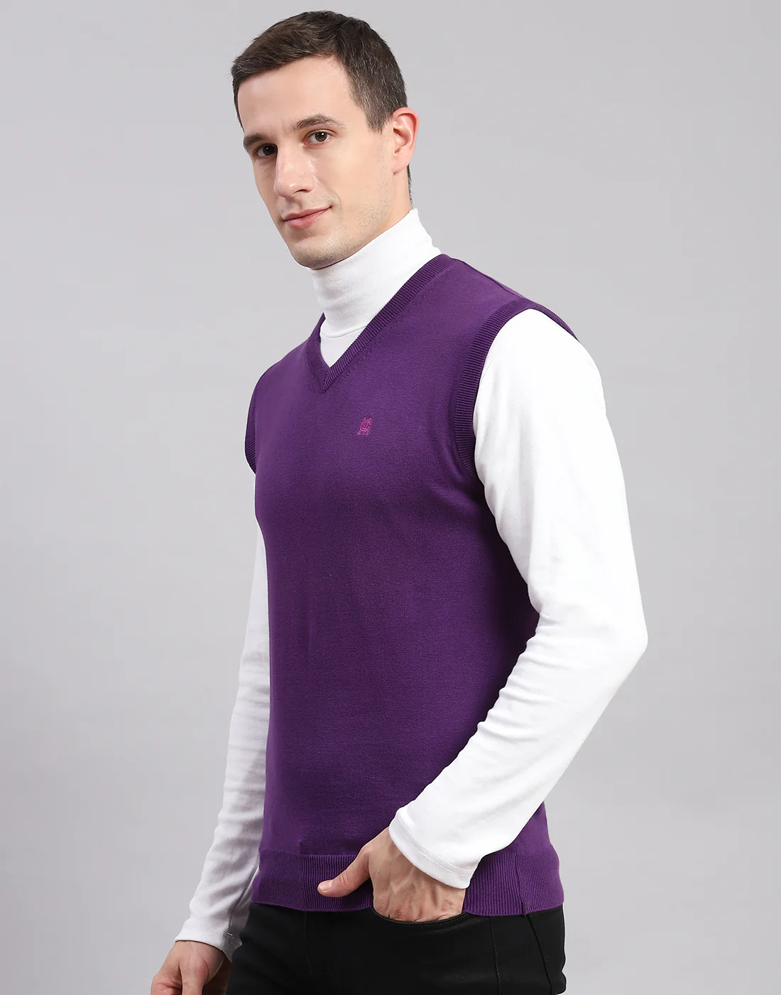Men Purple Solid V Neck Sleeveless Sweaters/Pullovers - Image 4