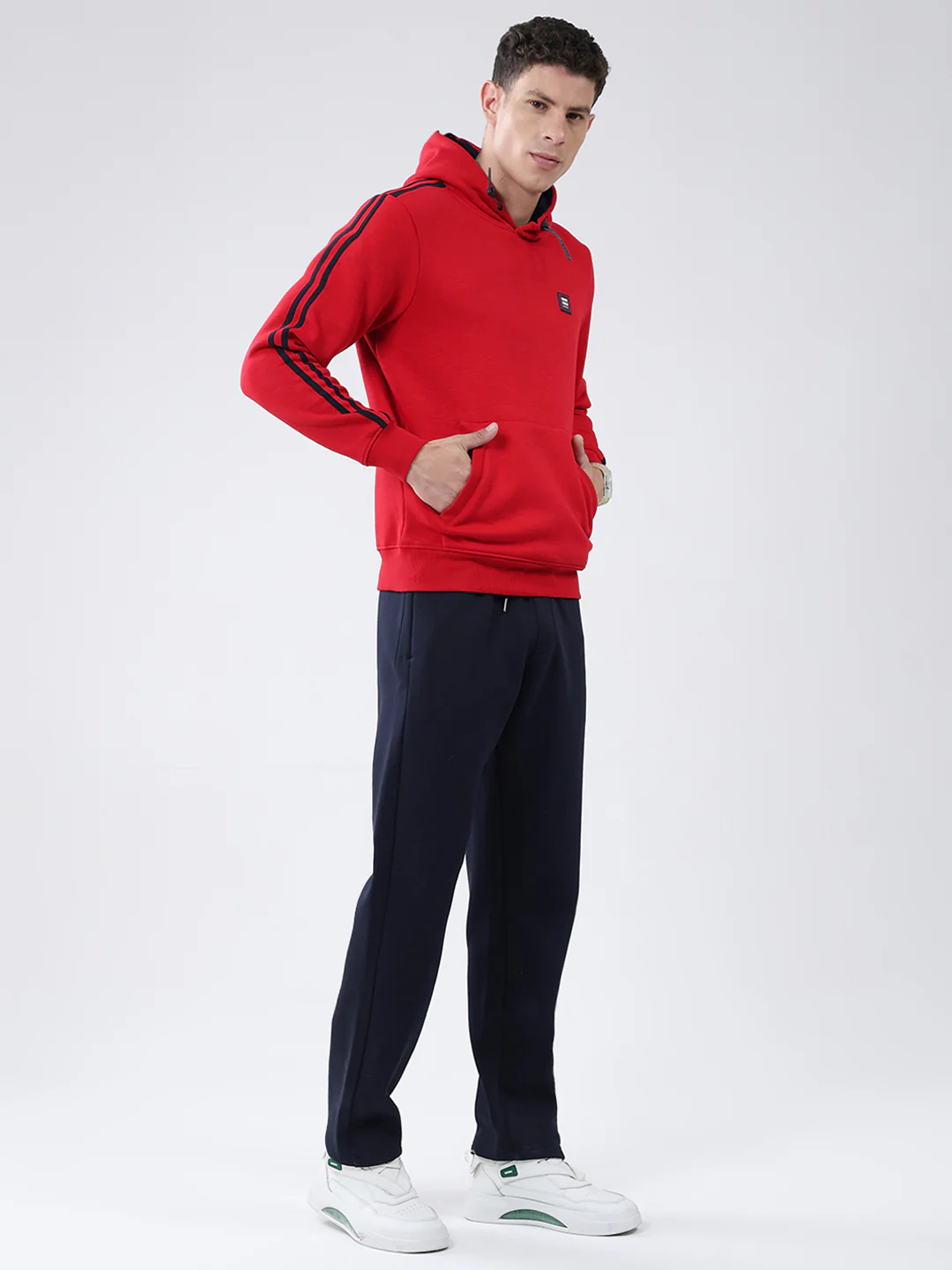 Men Red & Navy Blue Solid Hooded Full Sleeve Winter Tracksuit - Image 4