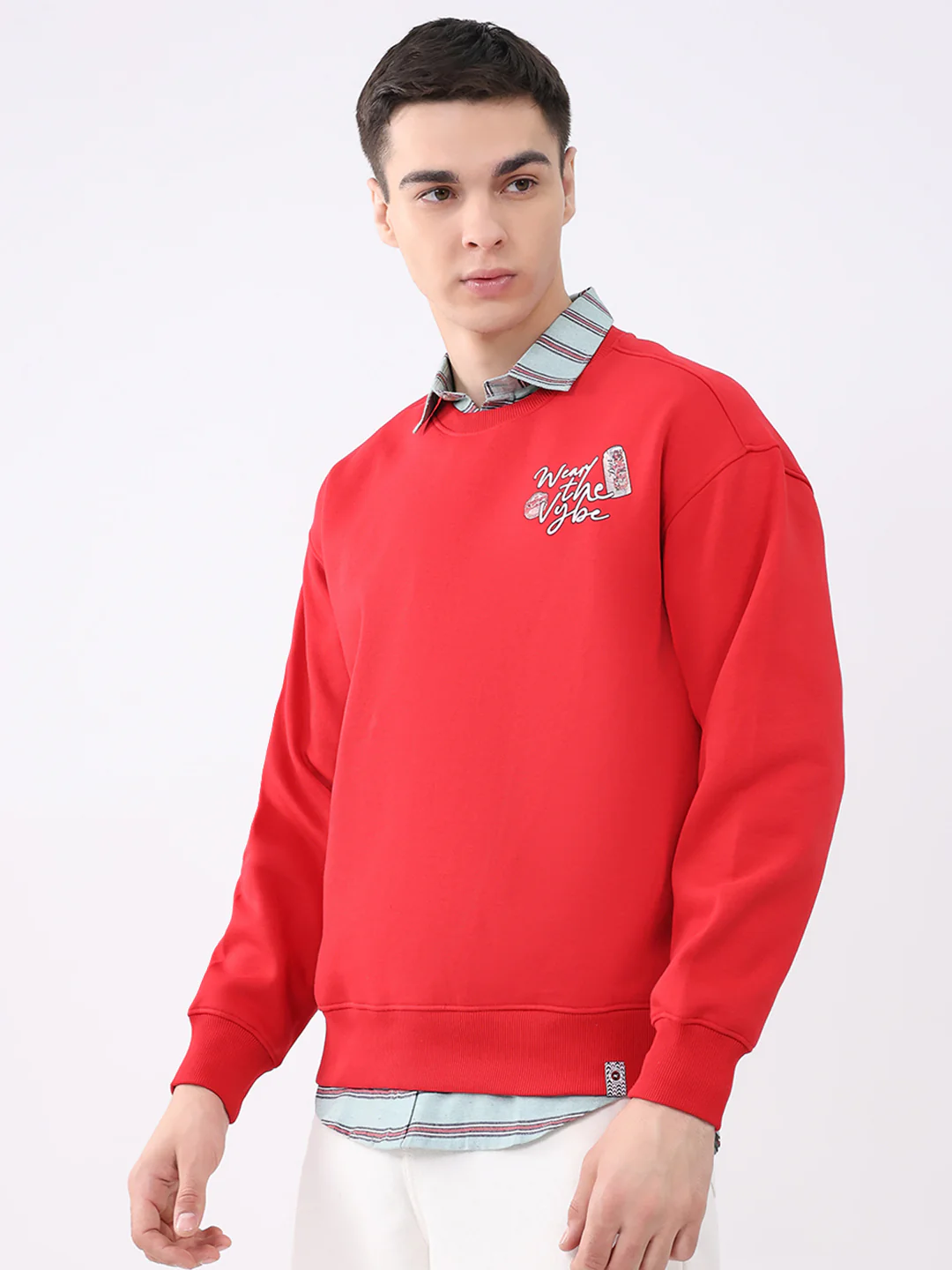 Men Red Printed Round Neck Full Sleeve Sweatshirt - Image 3