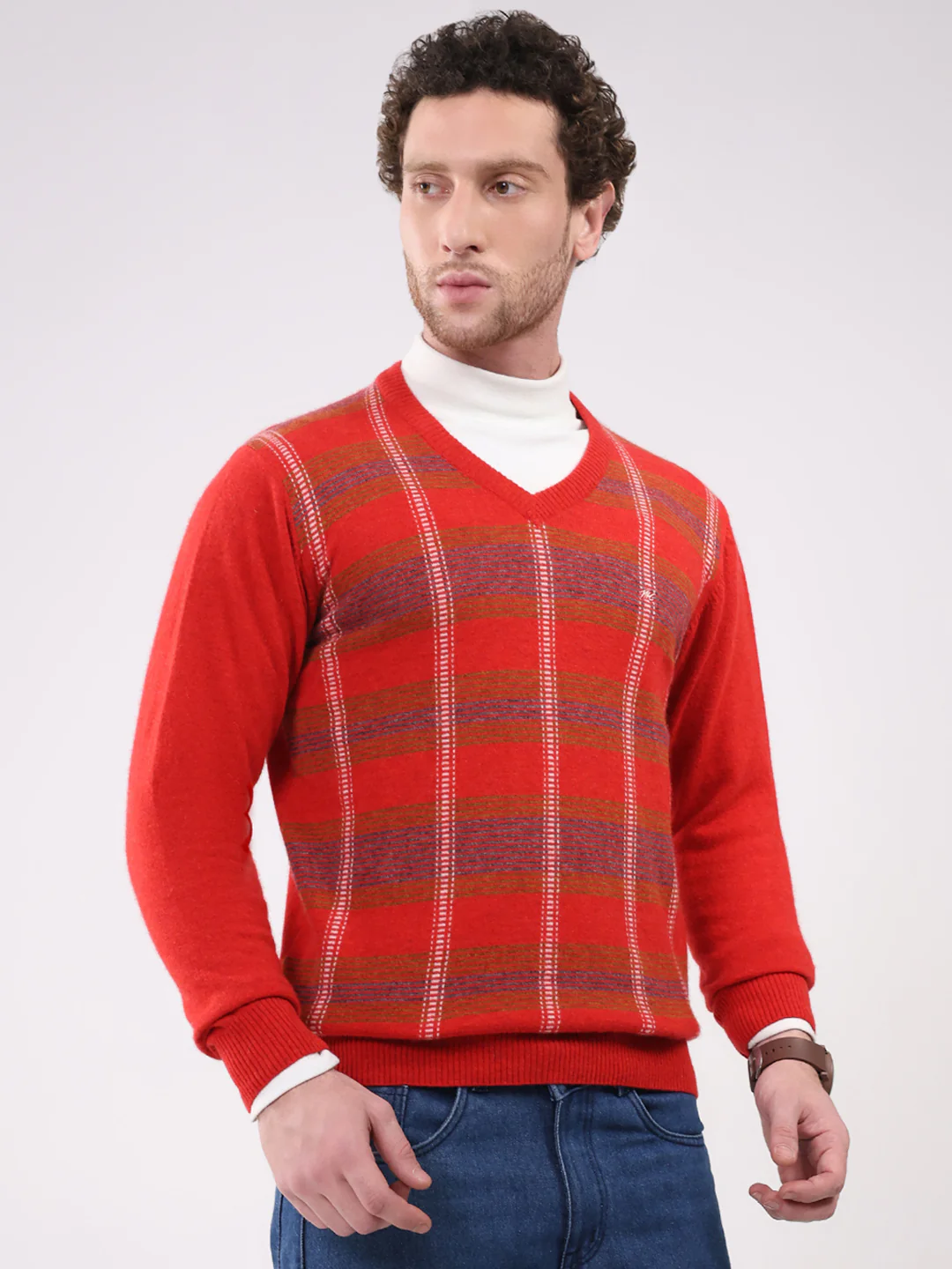 Men Red Printed V Neck Full Sleeve Pullover - Image 4