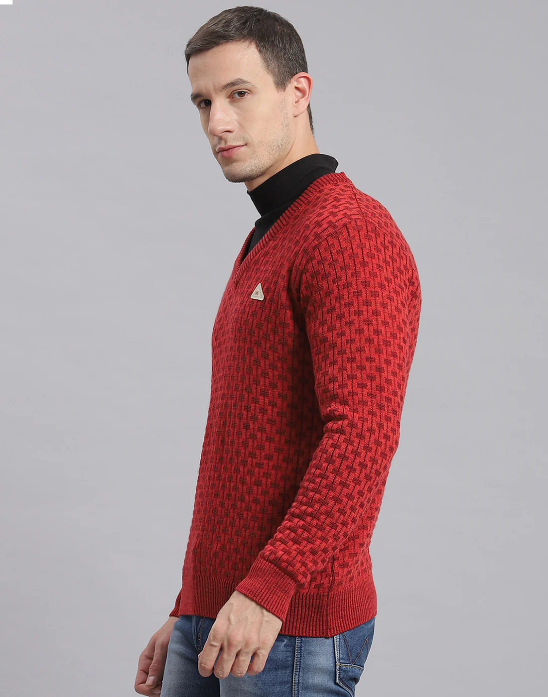 Men Red Self Design V Neck Full Sleeve Sweater - Image 3