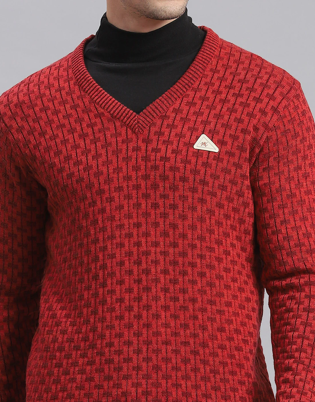 Men Red Self Design V Neck Full Sleeve Sweater - Image 8