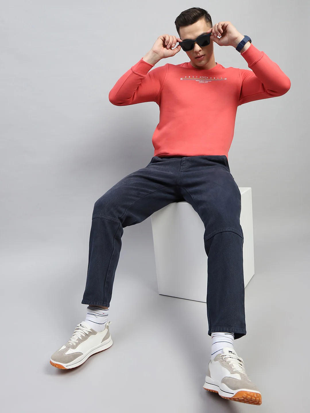 Men Red & Sky Blue Printed Round Neck Full Sleeve Sweatshirt - Image 2