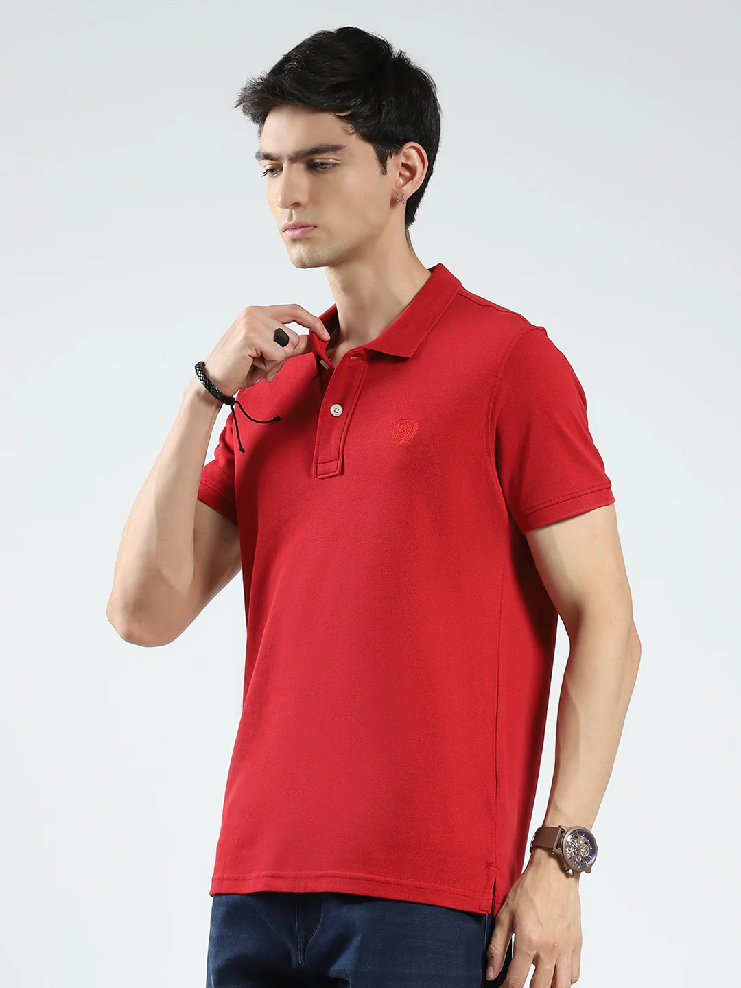 Men Red Solid Collar Half Sleeve T-Shirt - Image 3