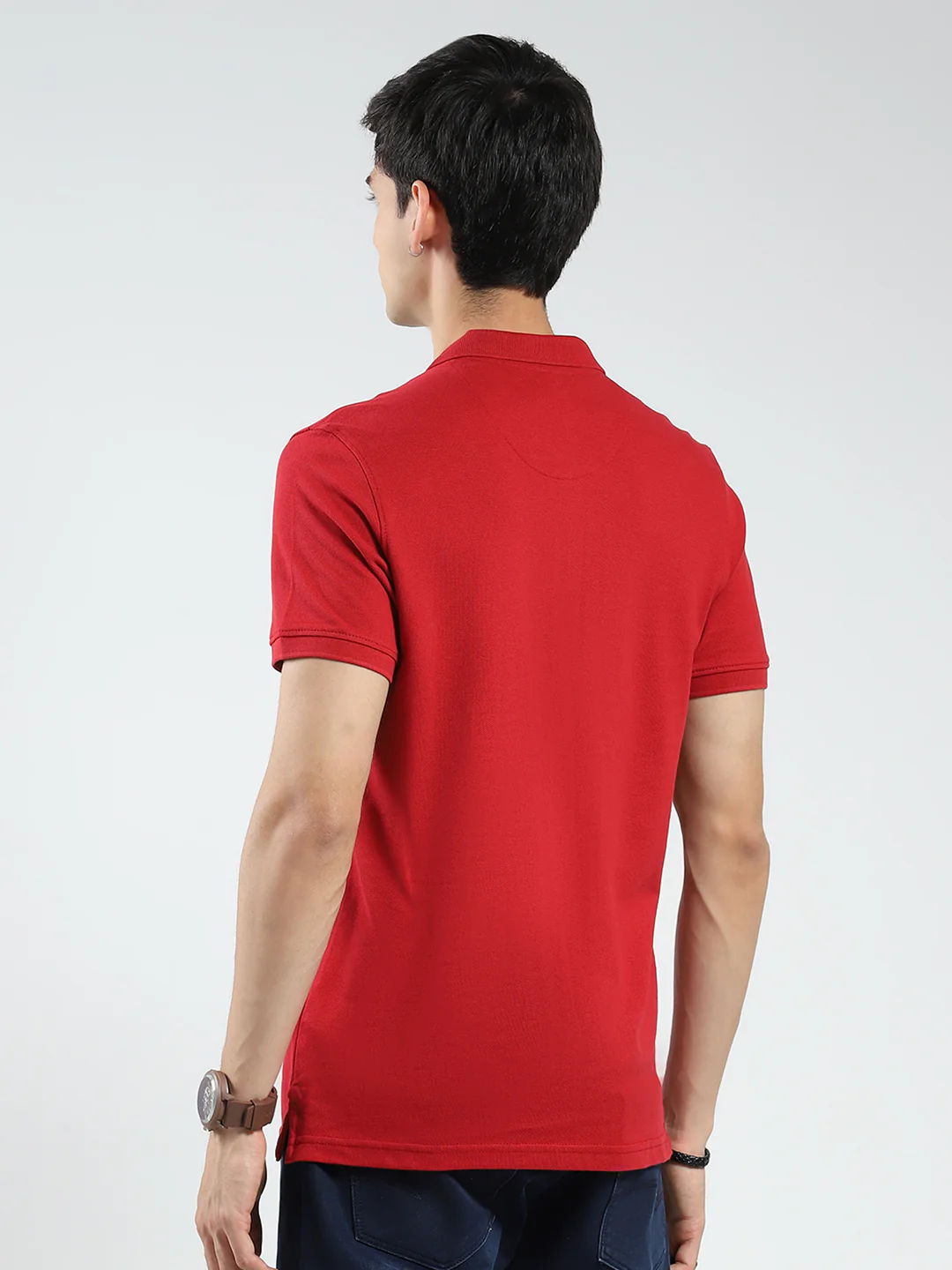 Men Red Solid Collar Half Sleeve T-Shirt - Image 5