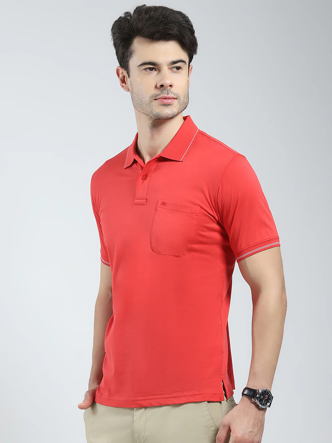 Men Red Solid Collar Half Sleeve T-Shirt - Image 3