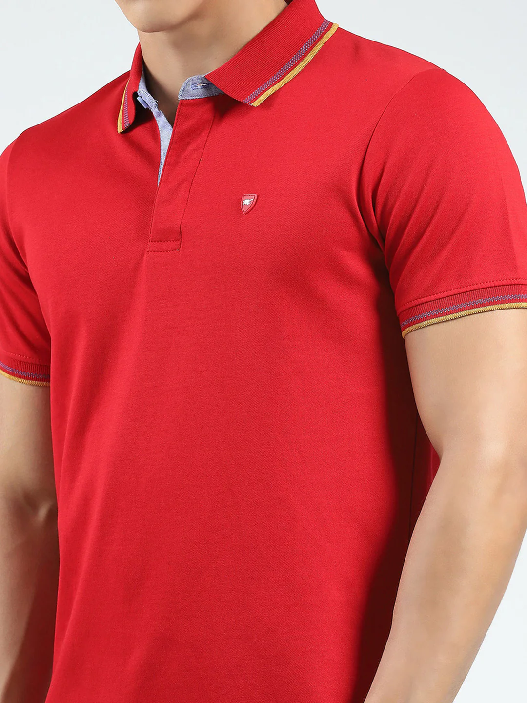 Men Red Solid Collar Half Sleeve T-Shirt - Image 6