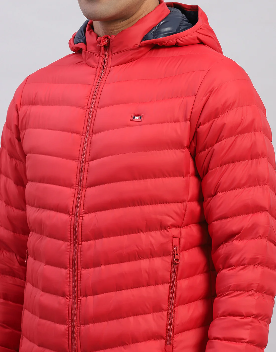 Men Red Solid Hooded Full Sleeve Jacket - Image 7