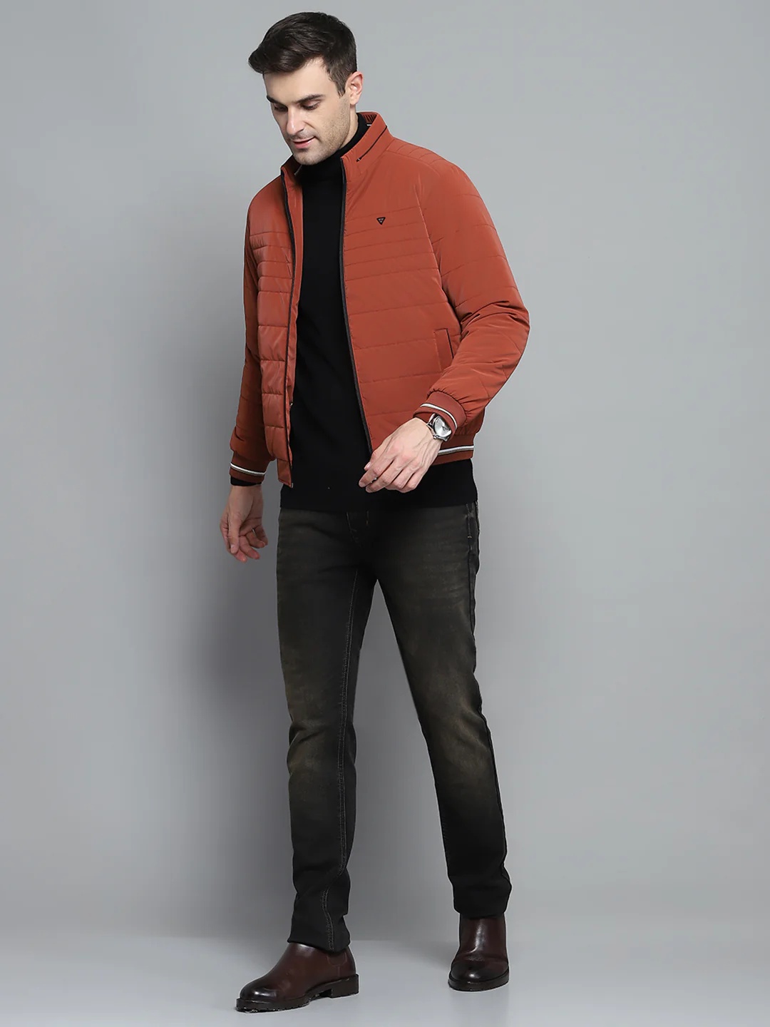 Men Red Solid Mock Neck Full Sleeve Jacket - Image 2