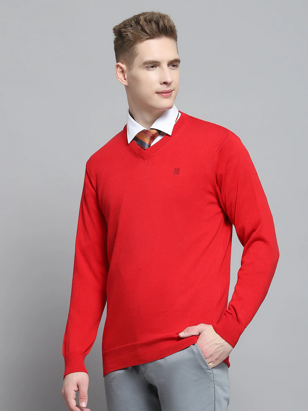 Men Red Solid V Neck Full Sleeve Pullover - Image 3