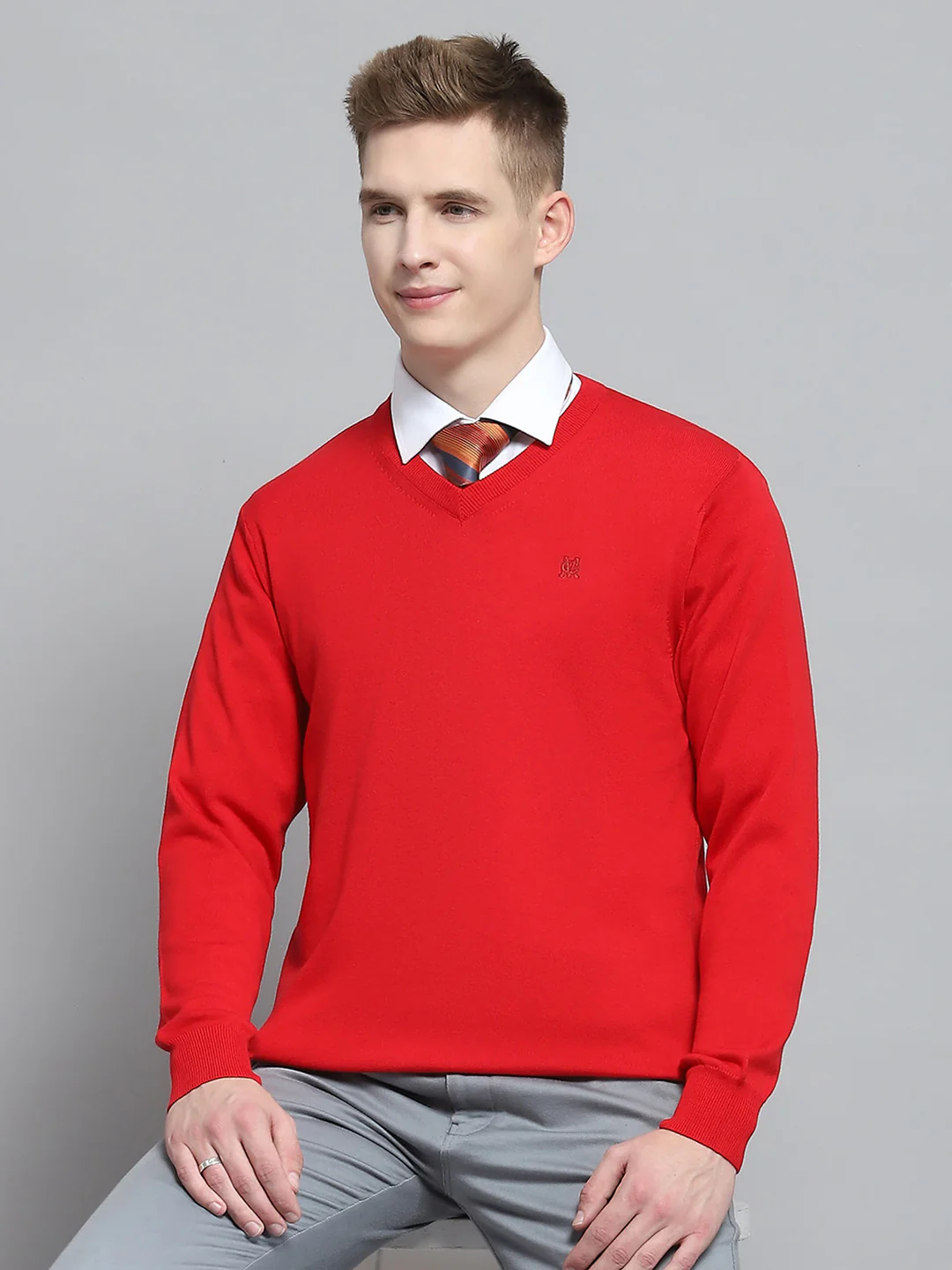 Men Red Solid V Neck Full Sleeve Pullover - Image 6