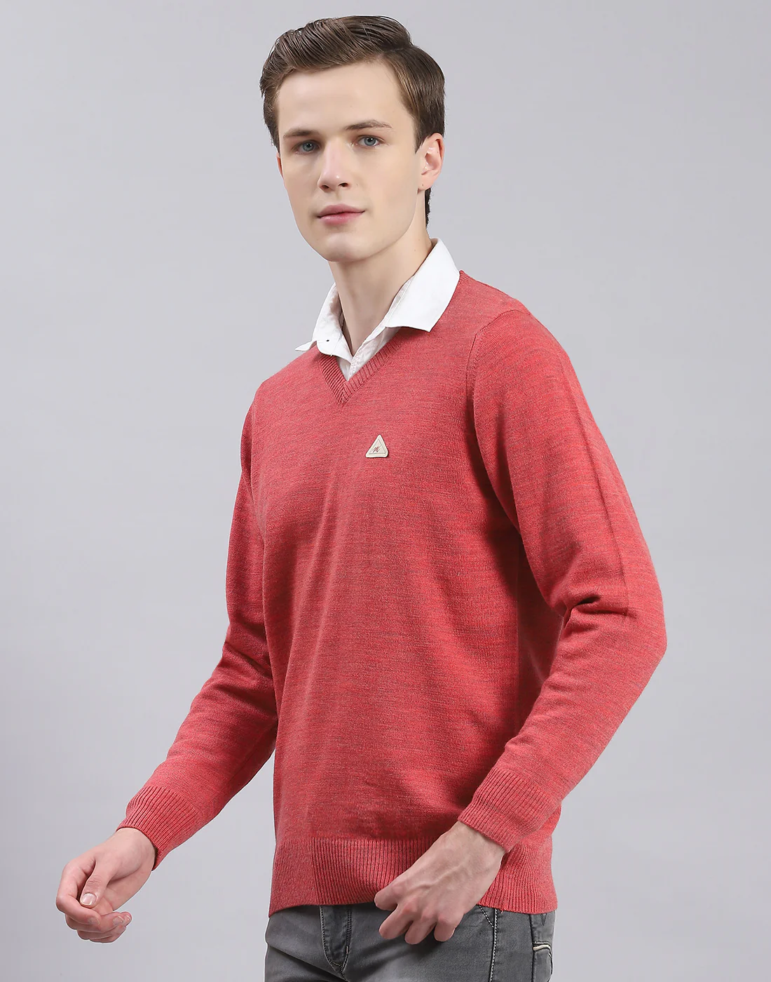 Men Red Solid V Neck Full Sleeve Sweater - Image 3