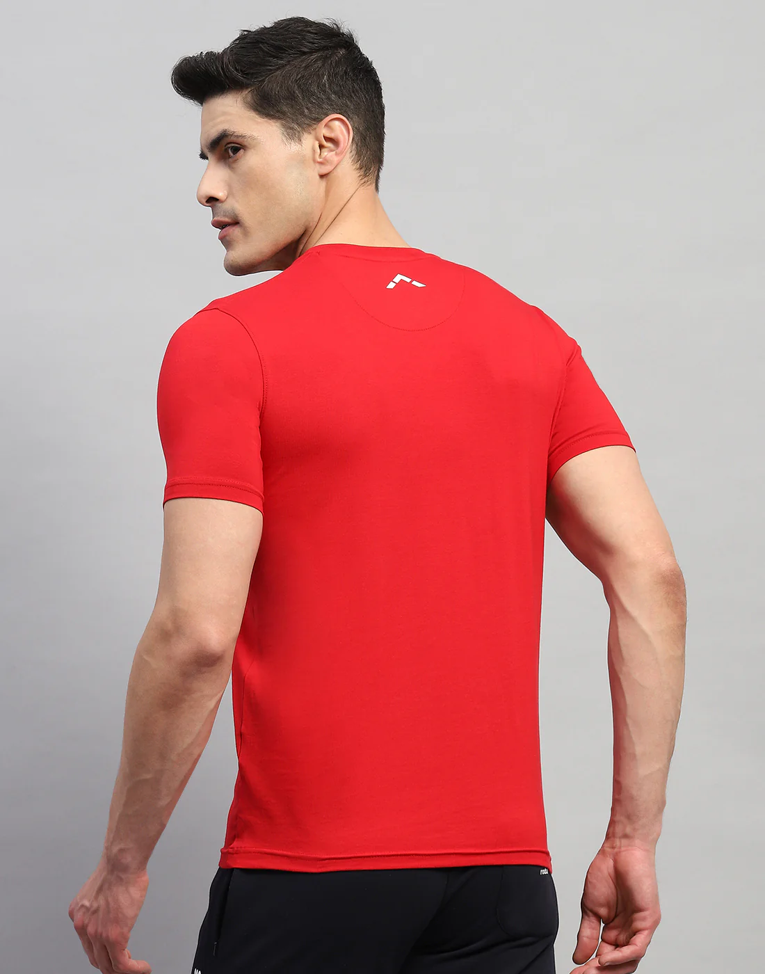 Rock.it Men Red Solid V Neck Half Sleeve T-Shirt - Image 5