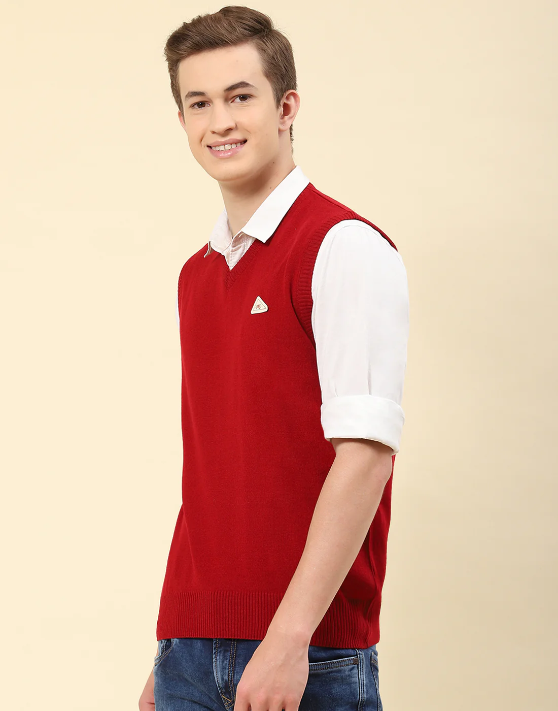 Men Red Solid V Neck Sleeveless Sweater - Image 3
