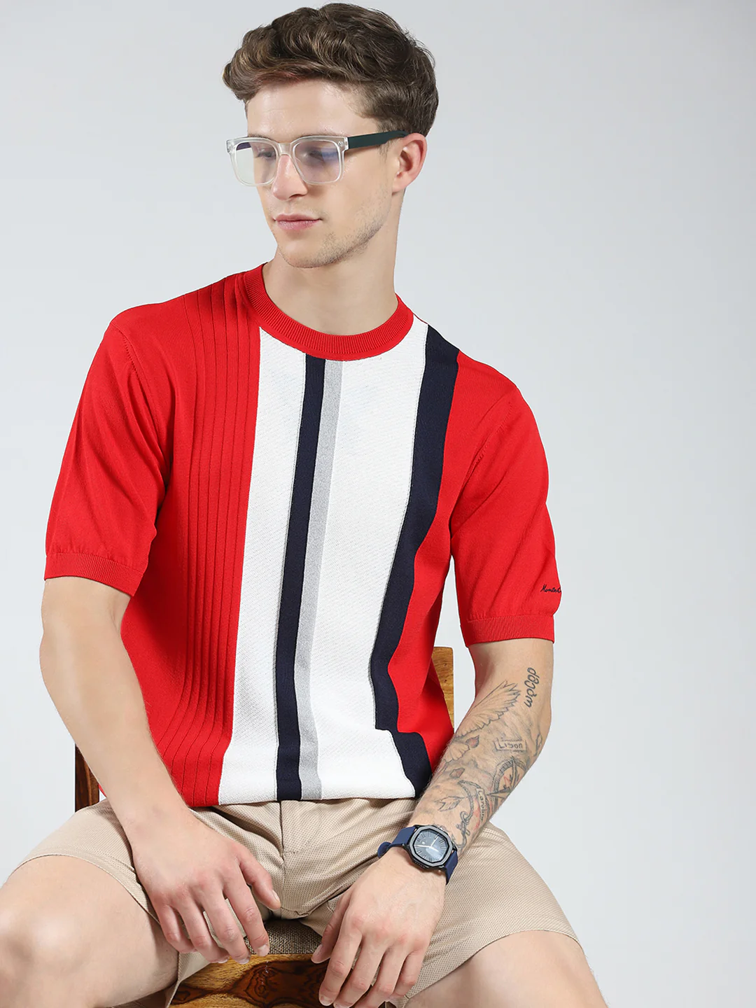 Men Red Stripe Round Neck Half Sleeve T-Shirt - Image 6