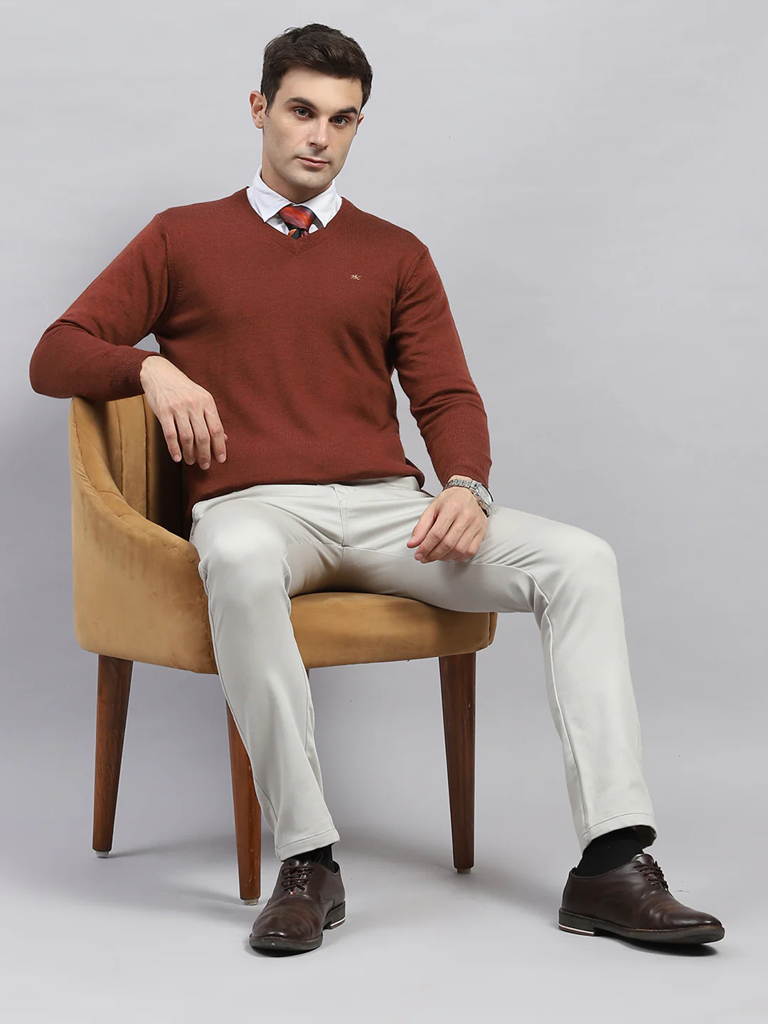 Men Rust Solid V Neck Full Sleeve Pullover - Image 2