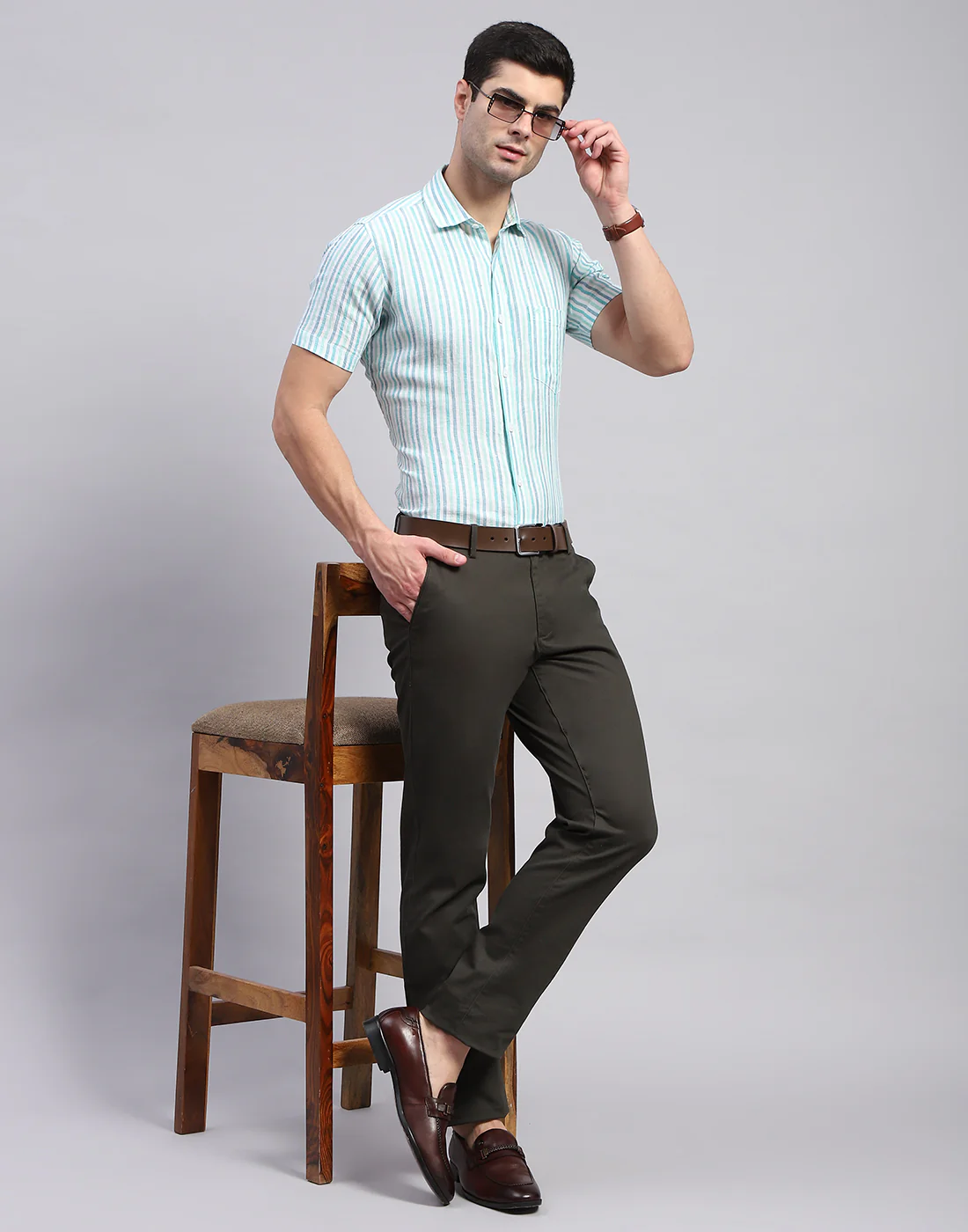 Men Sea Green Stripe Collar Half Sleeve Linen Shirt - Image 2