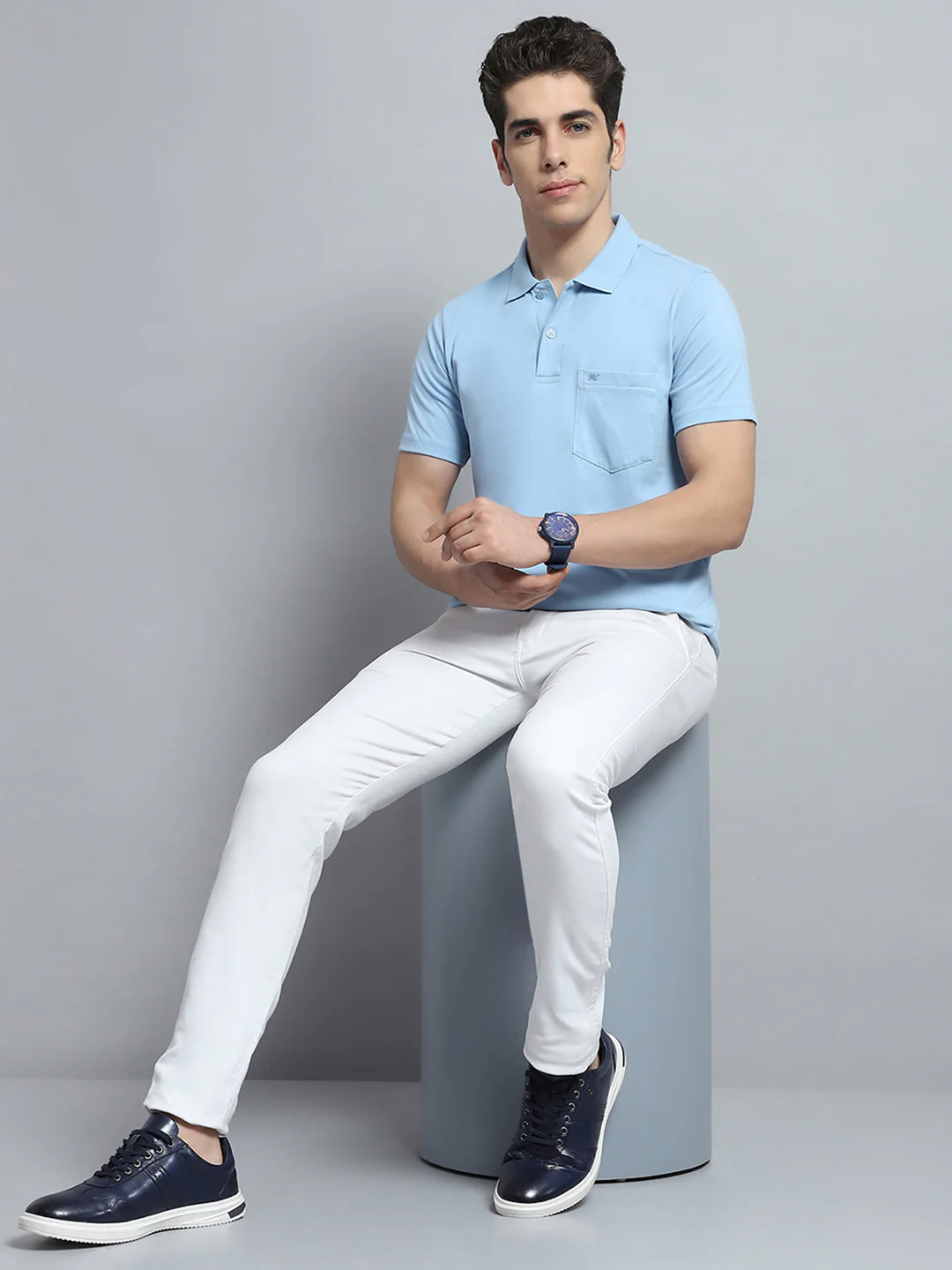 Men Sky Blue Solid Collar Half Sleeve T-Shirt - Image 2