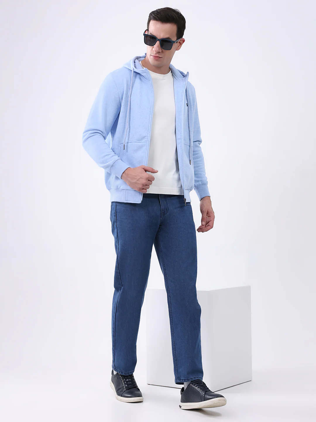 Men Sky Blue Solid Hooded Full Sleeve Sweatshirt - Image 2