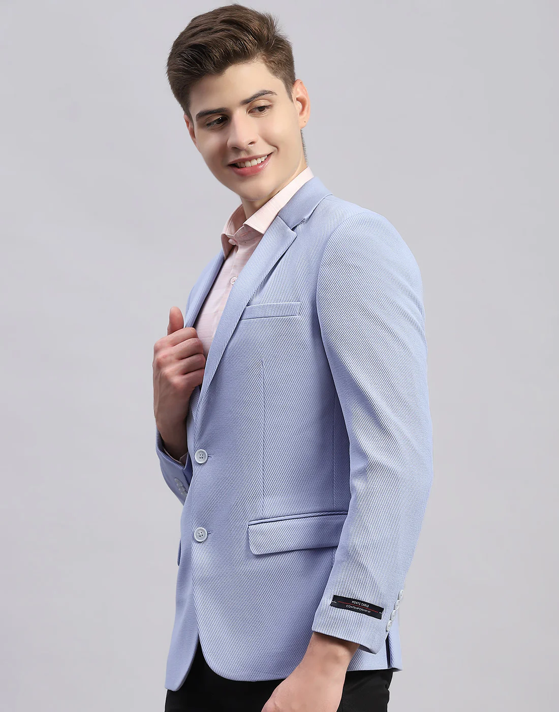Men Sky Blue Solid Notch Lapel Collar Full Sleeve Blazer - Image 3