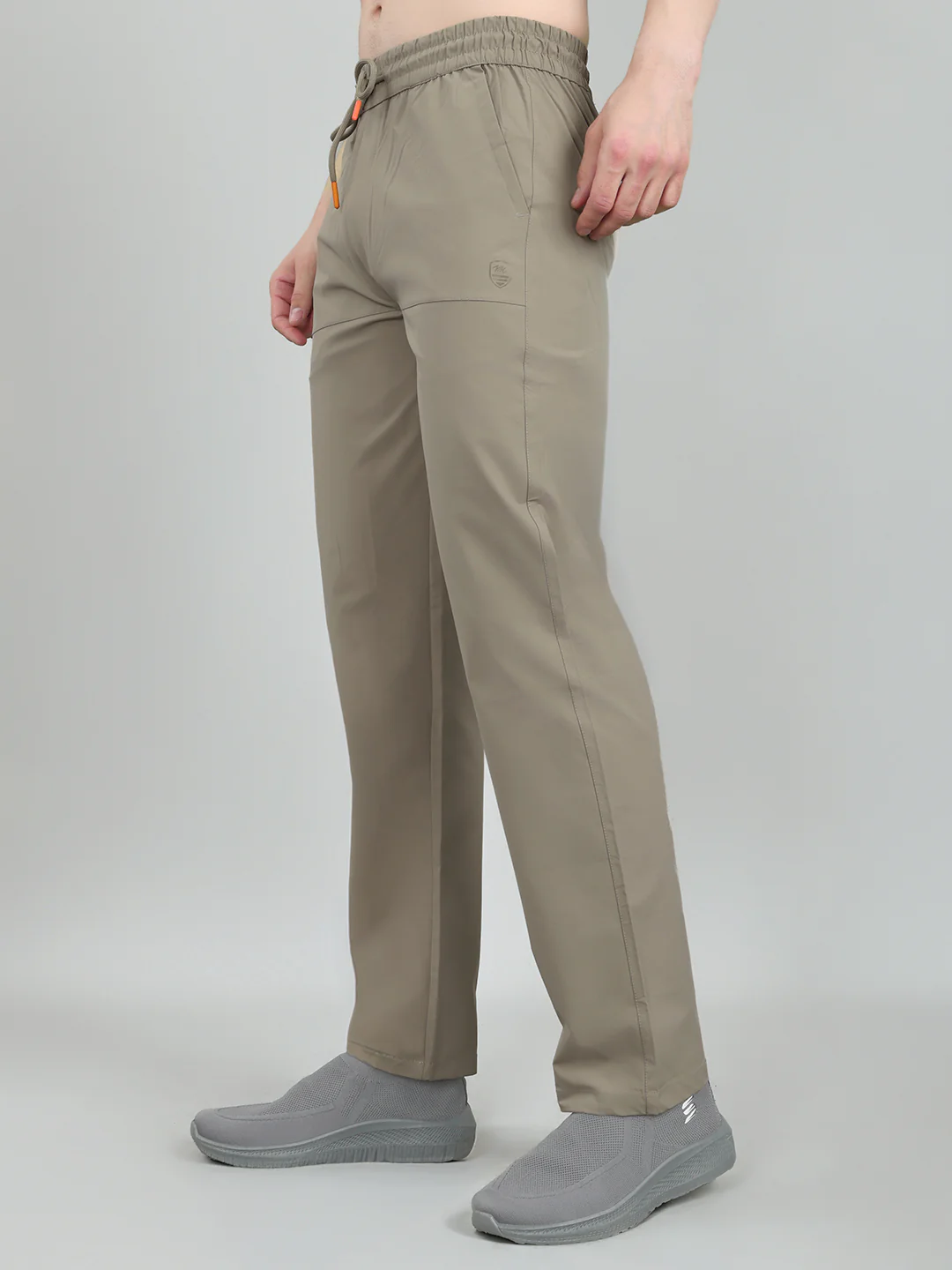 Men Tan Solid Regular Fit Lower - Image 2
