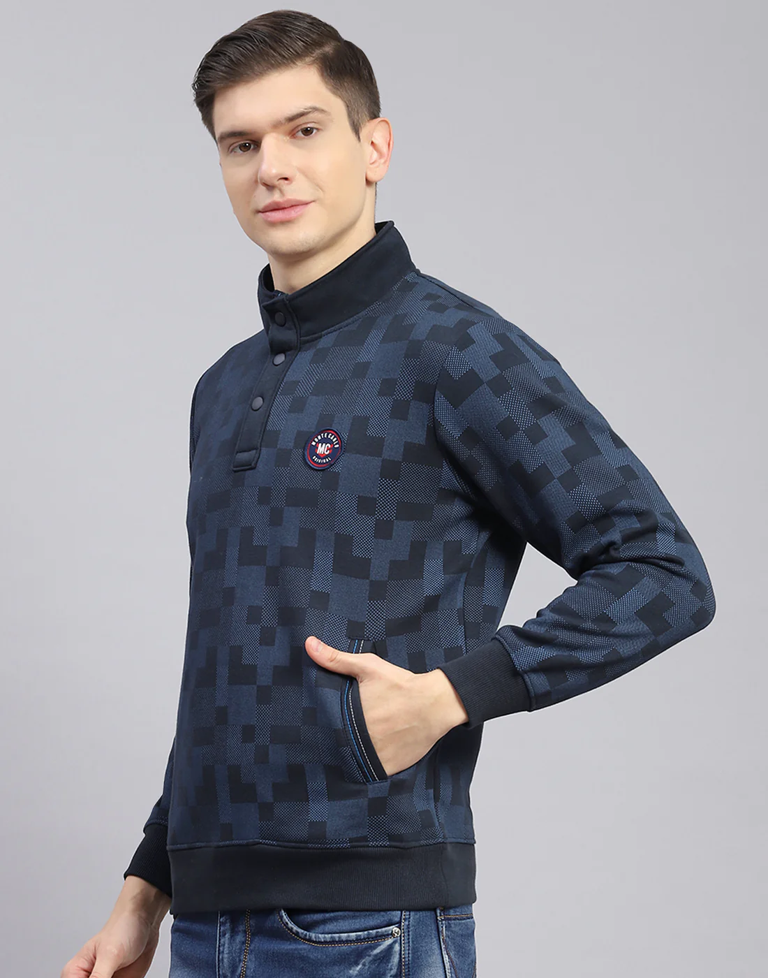 Men Teal Blue Printed T Neck Full Sleeve Sweatshirt - Image 4