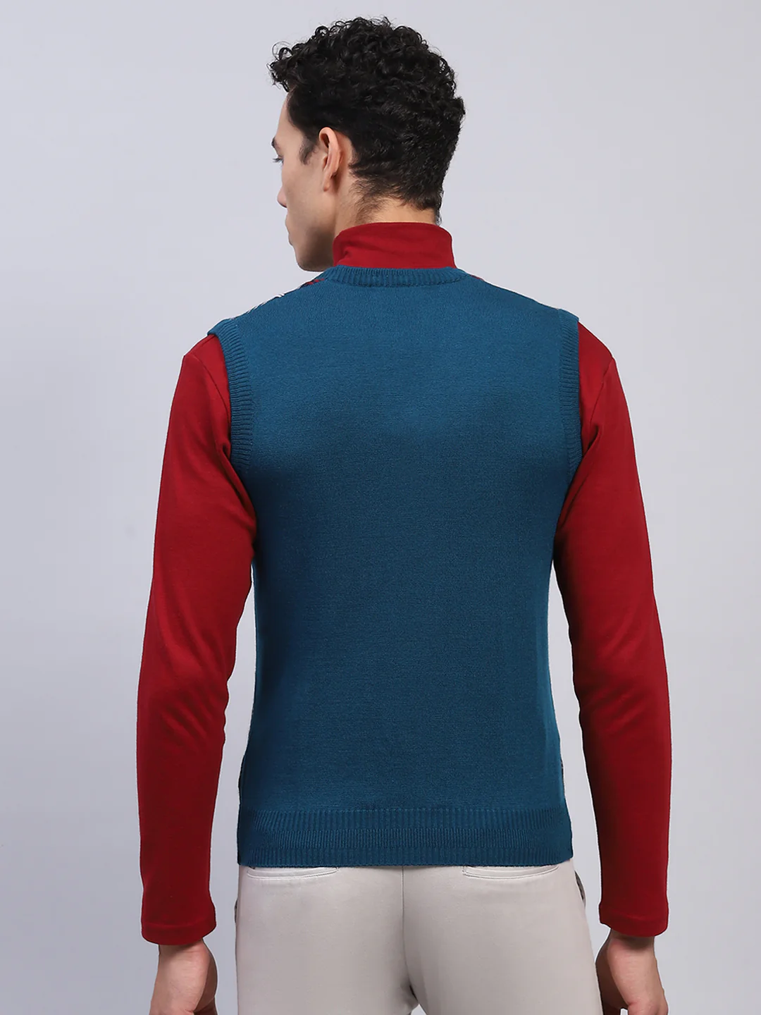 Men Teal Blue Self Design V Neck Sleeveless Sweater - Image 5