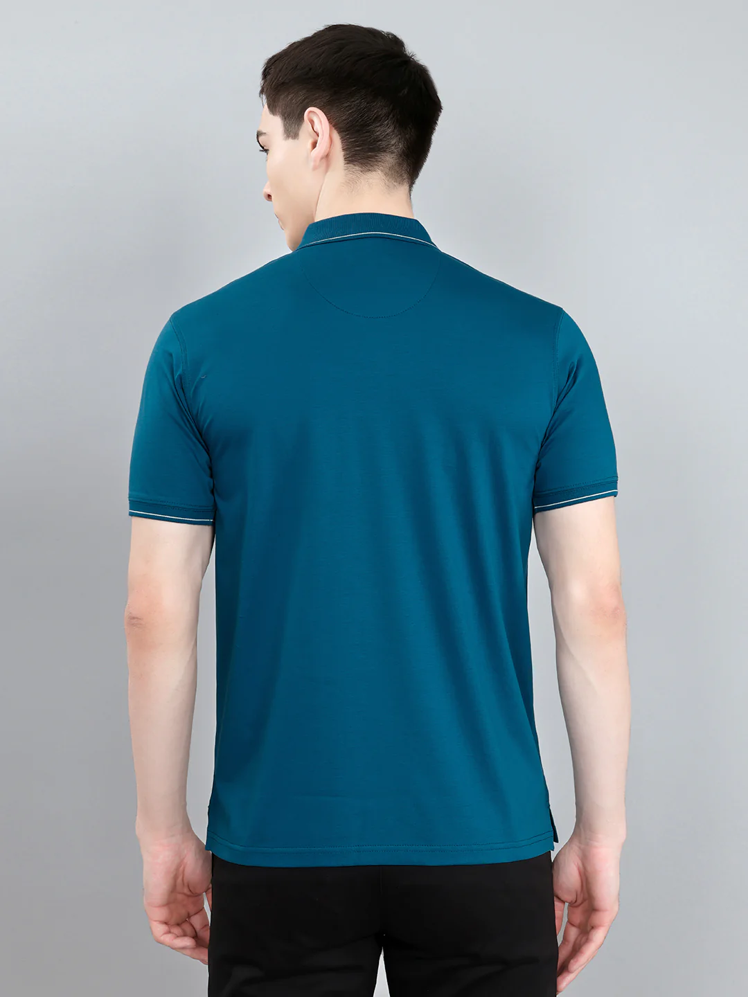 Men Teal Blue Solid Collar Half Sleeve T-Shirt - Image 2