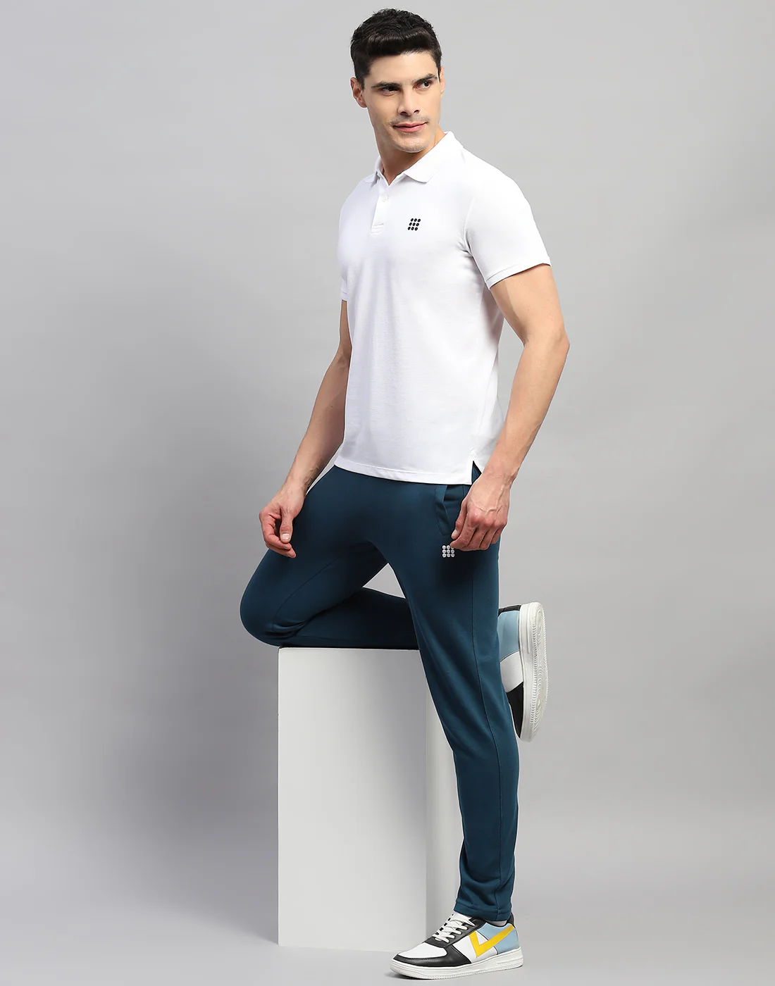 Rock.it Men Teal Blue Solid Regular Fit Lower - Image 2