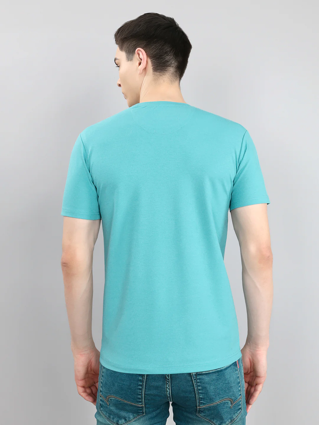 Men Turquoise Blue Printed Round Neck Half Sleeve T-Shirt - Image 4