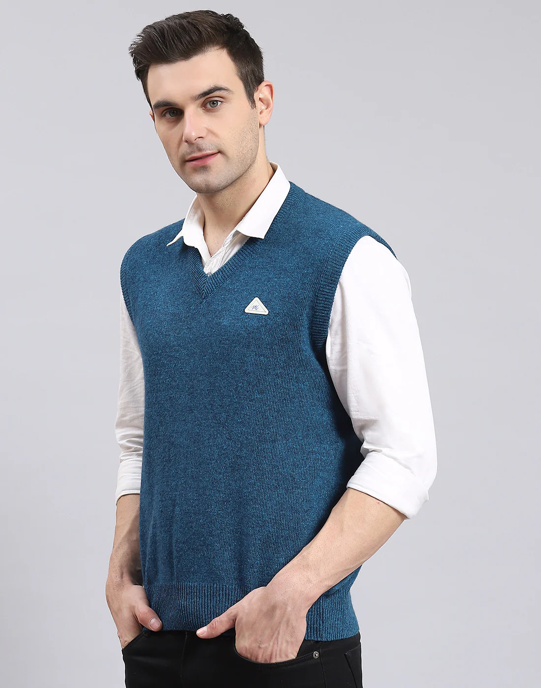 Men Turquoise Blue Solid V Neck Sleeveless Sweater - Image 3